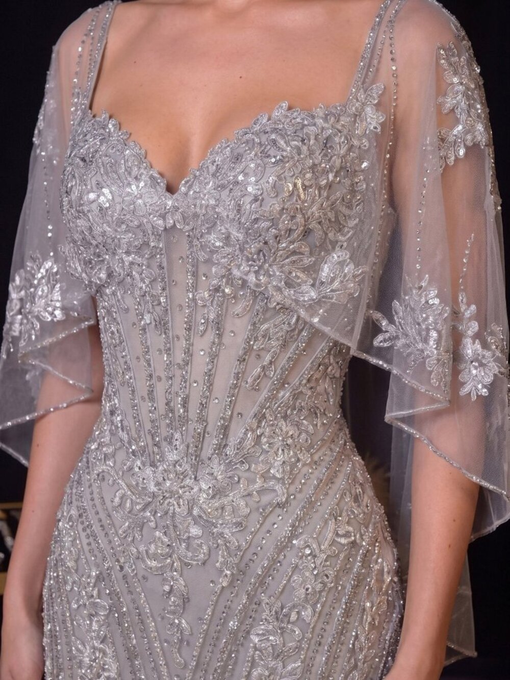 NEW SILVER Evening Gown Floor Length Formal Elegant Stunning CD637